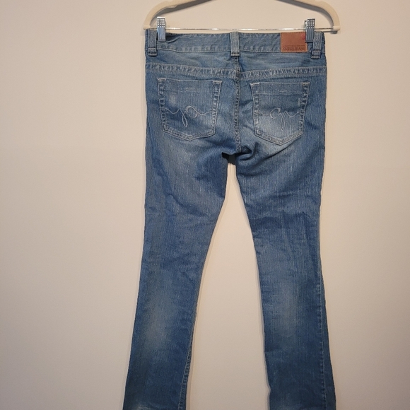 Jeans - Picture 9 of 12